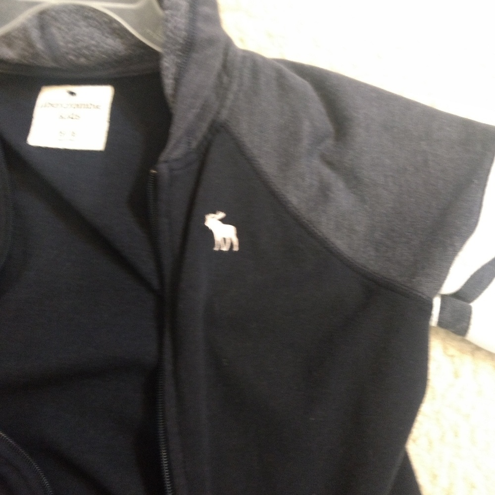 Abercrombie jacket - Picture 2 of 4